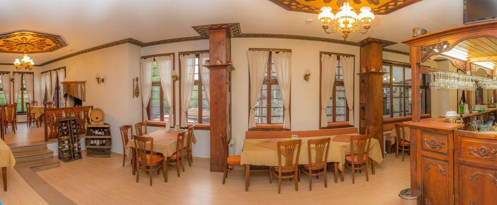 Alexandrov'S Houses Hotel ซลาโตกราด ภายนอก รูปภาพ