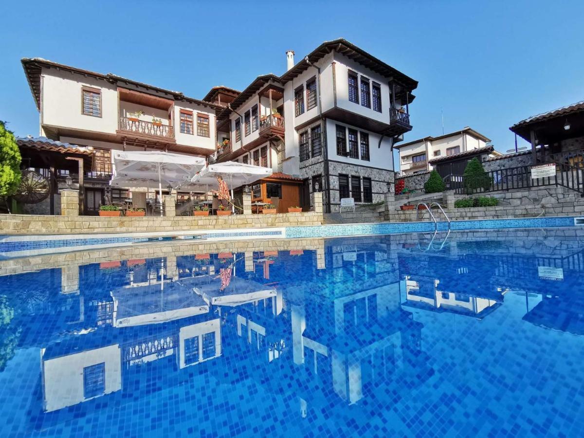 Alexandrov'S Houses Hotel ซลาโตกราด ภายนอก รูปภาพ