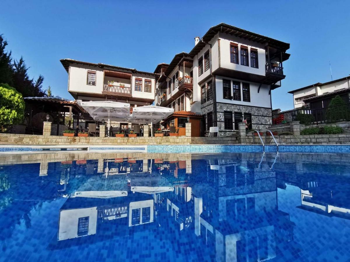 Alexandrov'S Houses Hotel ซลาโตกราด ภายนอก รูปภาพ