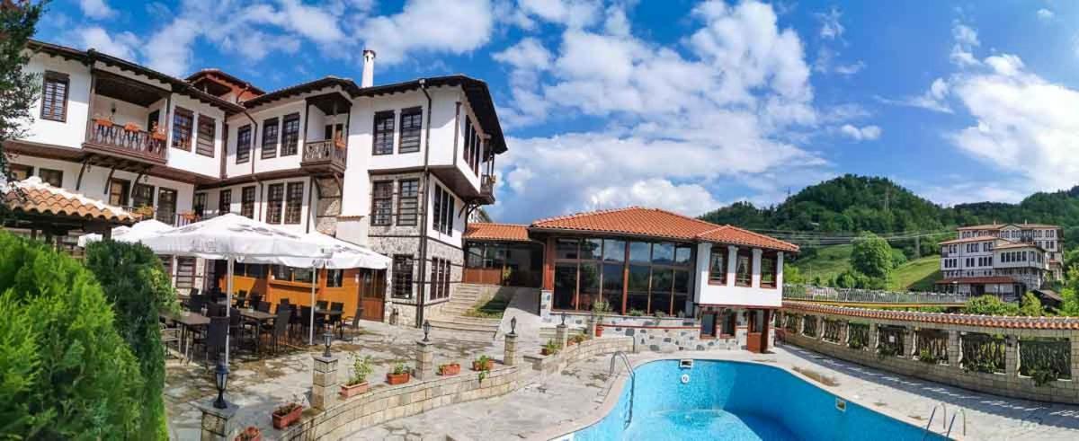 Alexandrov'S Houses Hotel ซลาโตกราด ภายนอก รูปภาพ